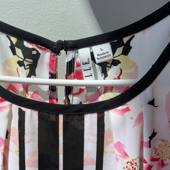 Elle Floral Blouse Top - Picture 2 of 3